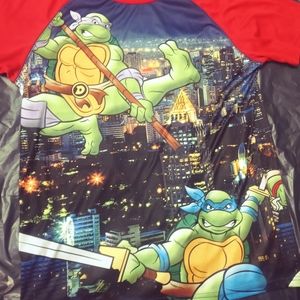 Ninja turtles t shirt size large.